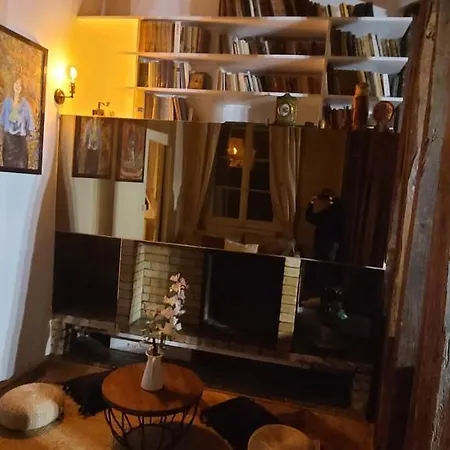 High Saint Germain De Pres 6 *