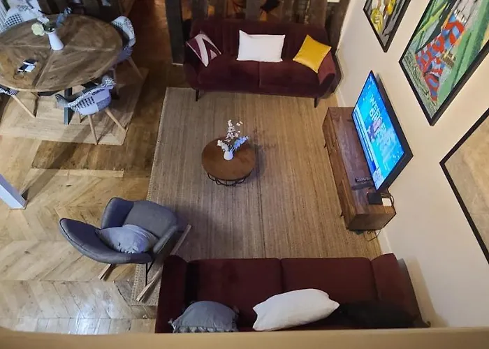 High Saint Germain De Pres 6 *